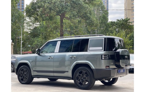 Leopard 7 Ultra 2025